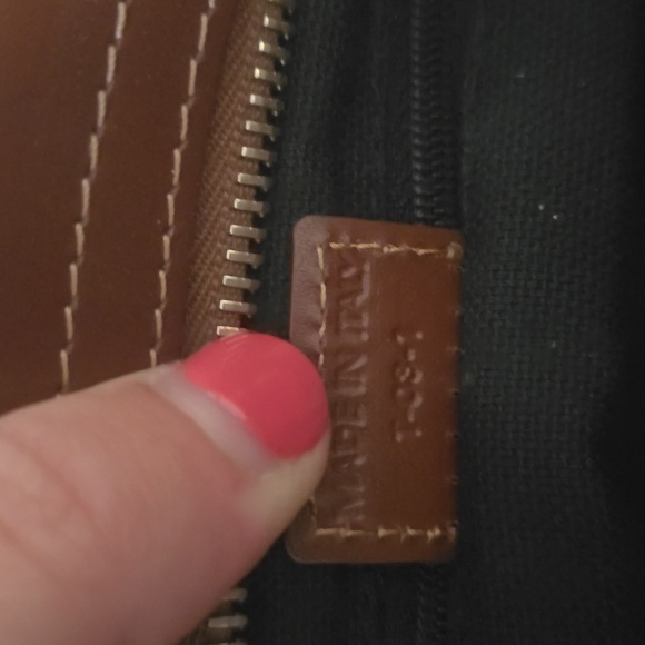 Burberry Purse - Picture 5 of 5